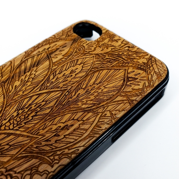 Boho Floral Rangoli Henna Hand-Carved Wooden iPhone 4 Case Melrose Trading Post - Picture 6 of 13